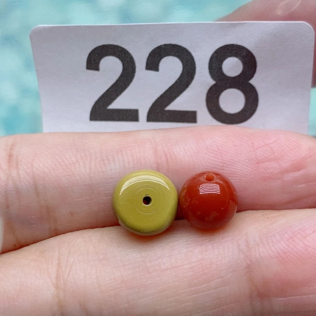 未镶嵌南红玛瑙珠宝奇石