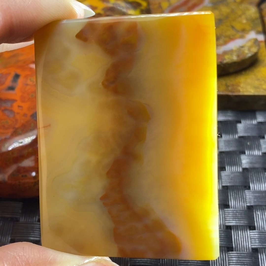 玛瑙/玉髓挂件未镶嵌