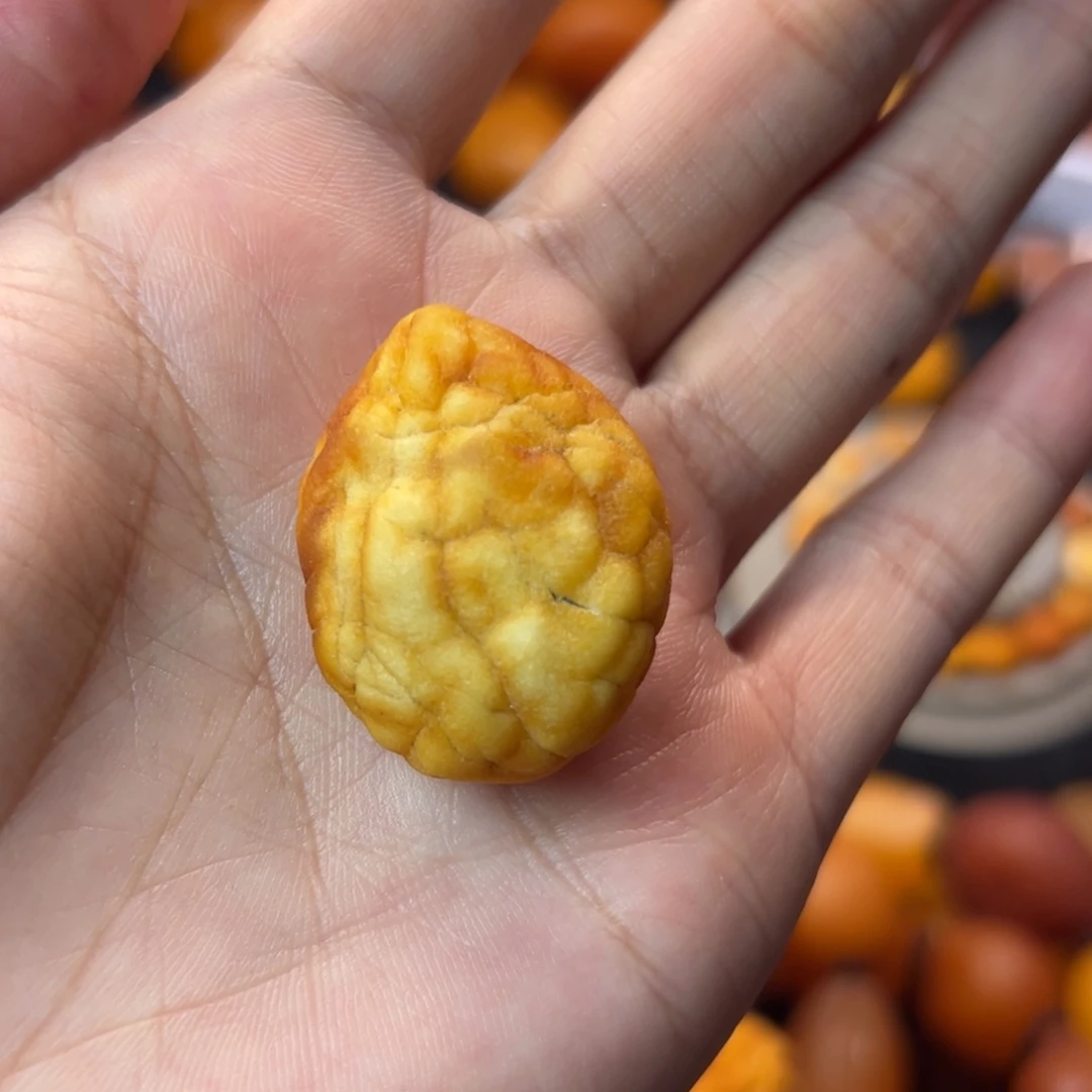 琥珀裸石未镶嵌天然蜜蜡