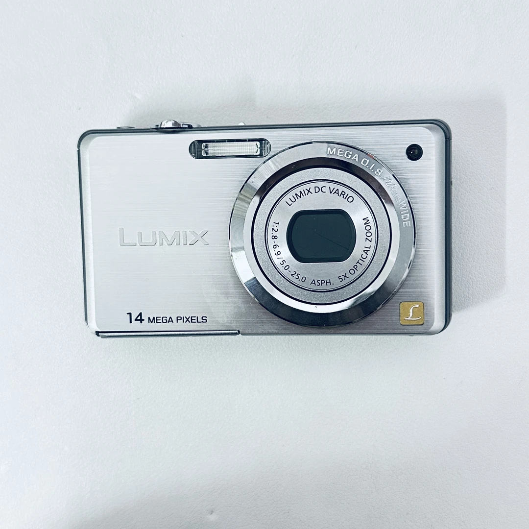 9新 Panasonic/松下 fh3福利款1400w像素徕卡镜头出片显白小长焦