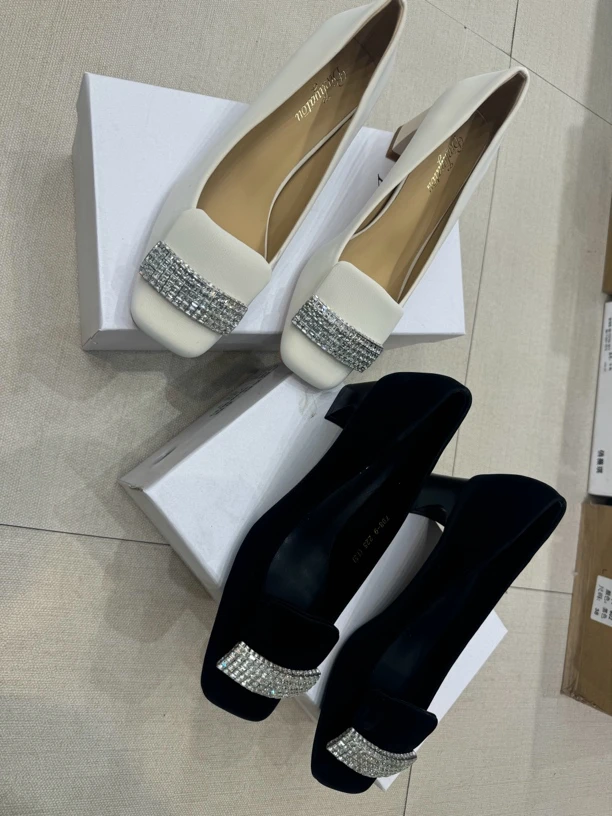 【格调鞋铺】真皮高跟水钻方扣名媛风法式气质单鞋女798-9