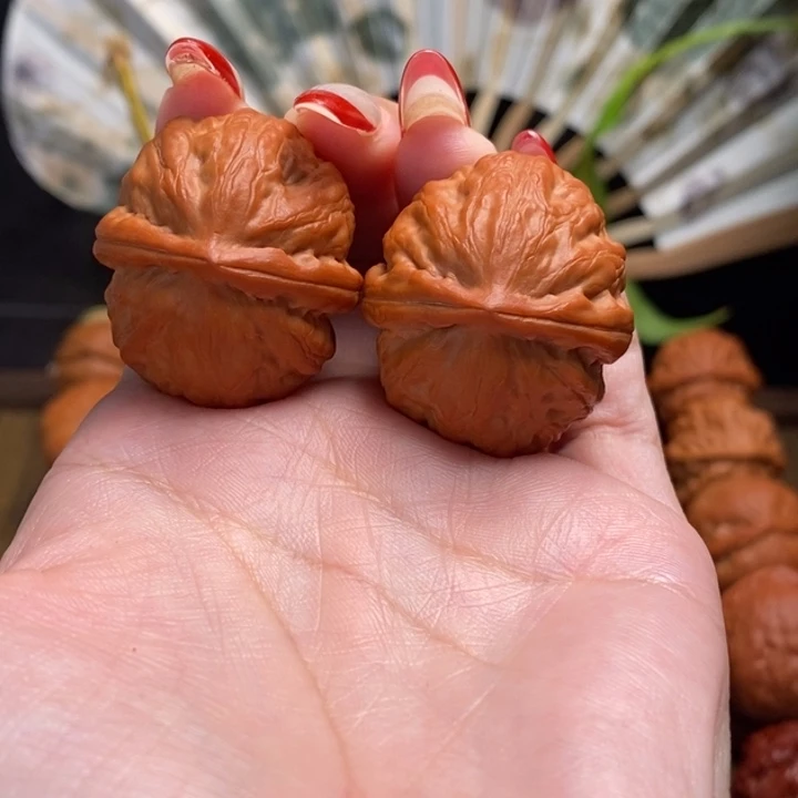 范***律把件文玩核桃石虎