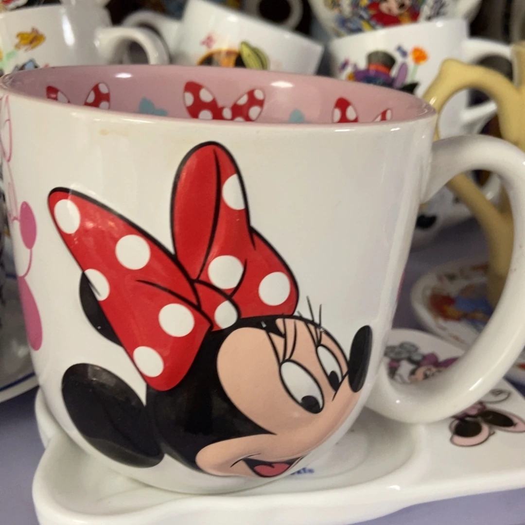 摆件小****?陶瓷哈哈哈哈哈