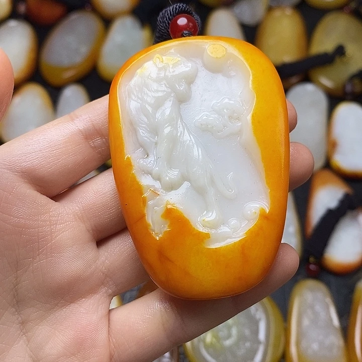和田玉未镶嵌颈饰