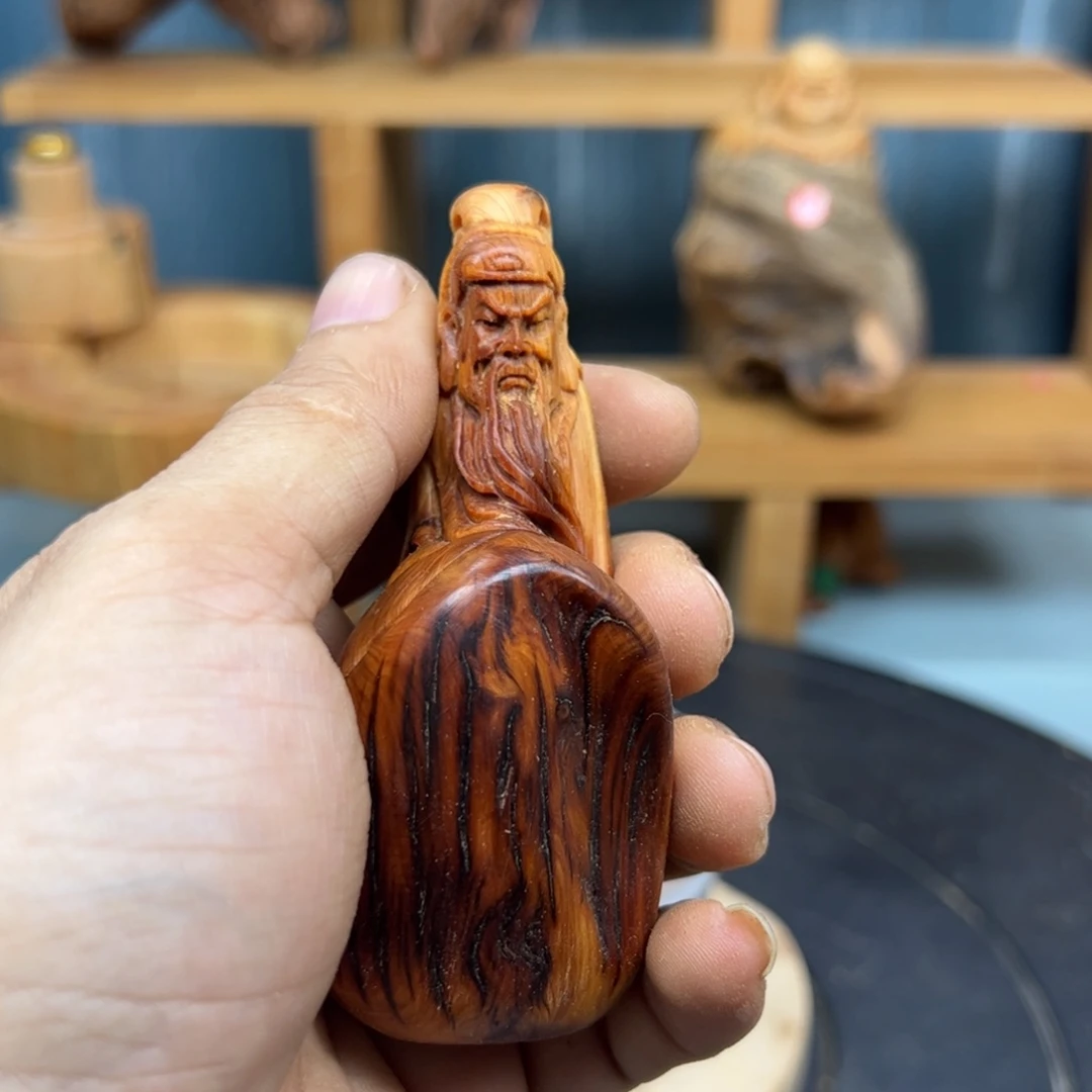 洪***景木崖柏木摆件手把件