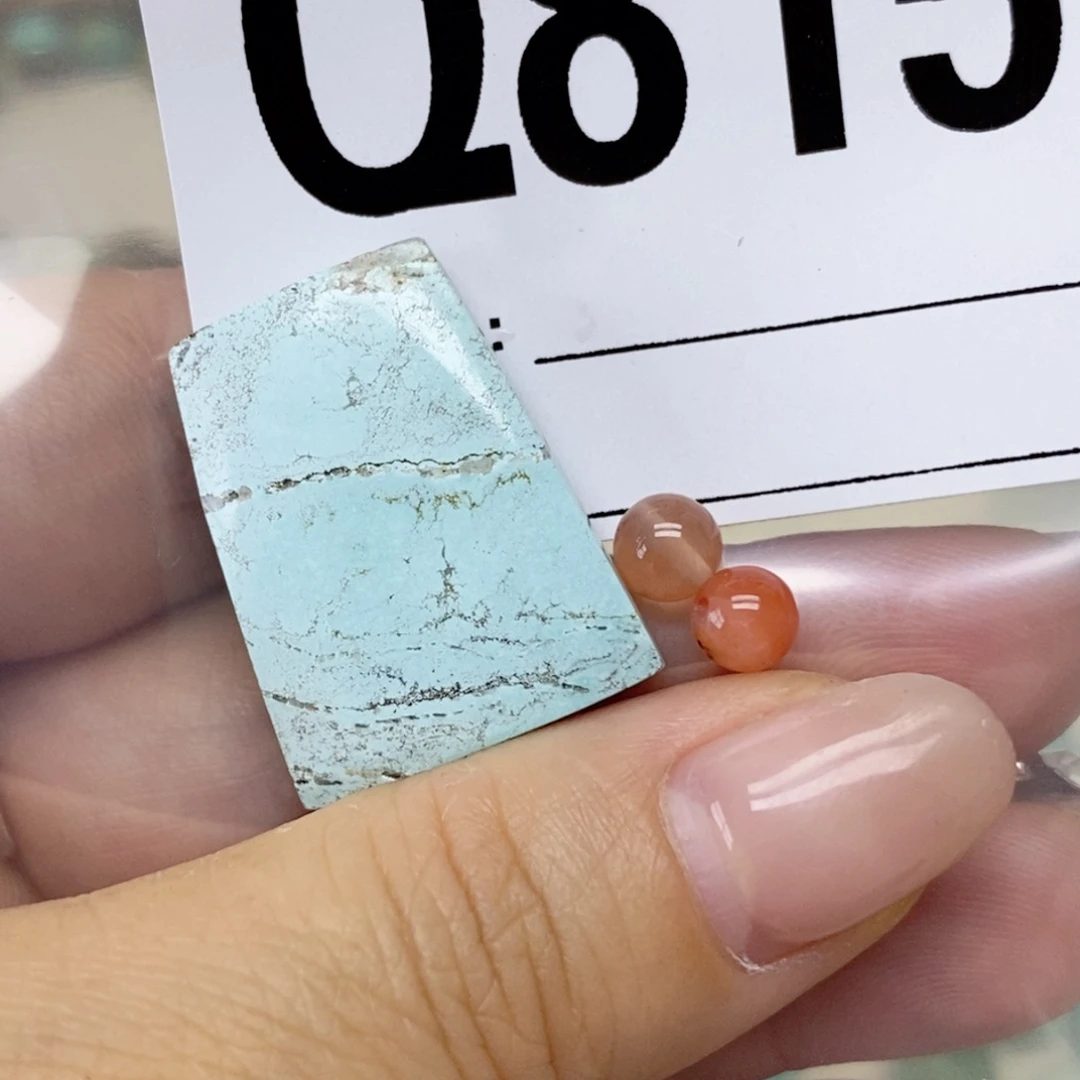 南红玛瑙配饰未镶嵌