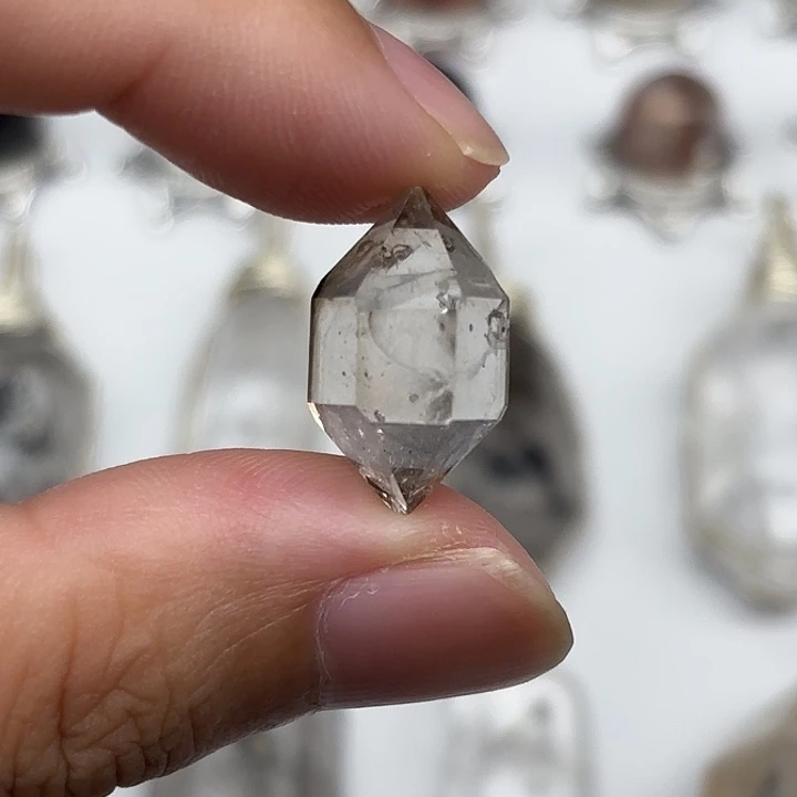 水晶颈饰未镶嵌茶闪灵钻19mm