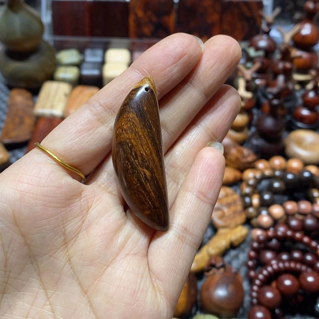 黄花梨/降香黄檀E***H黄花梨木块一个