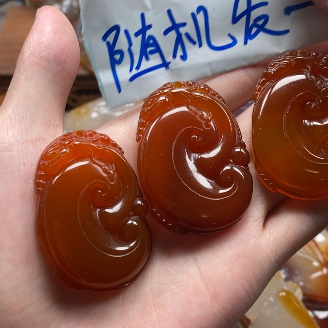 玛瑙/玉髓未镶嵌颈饰