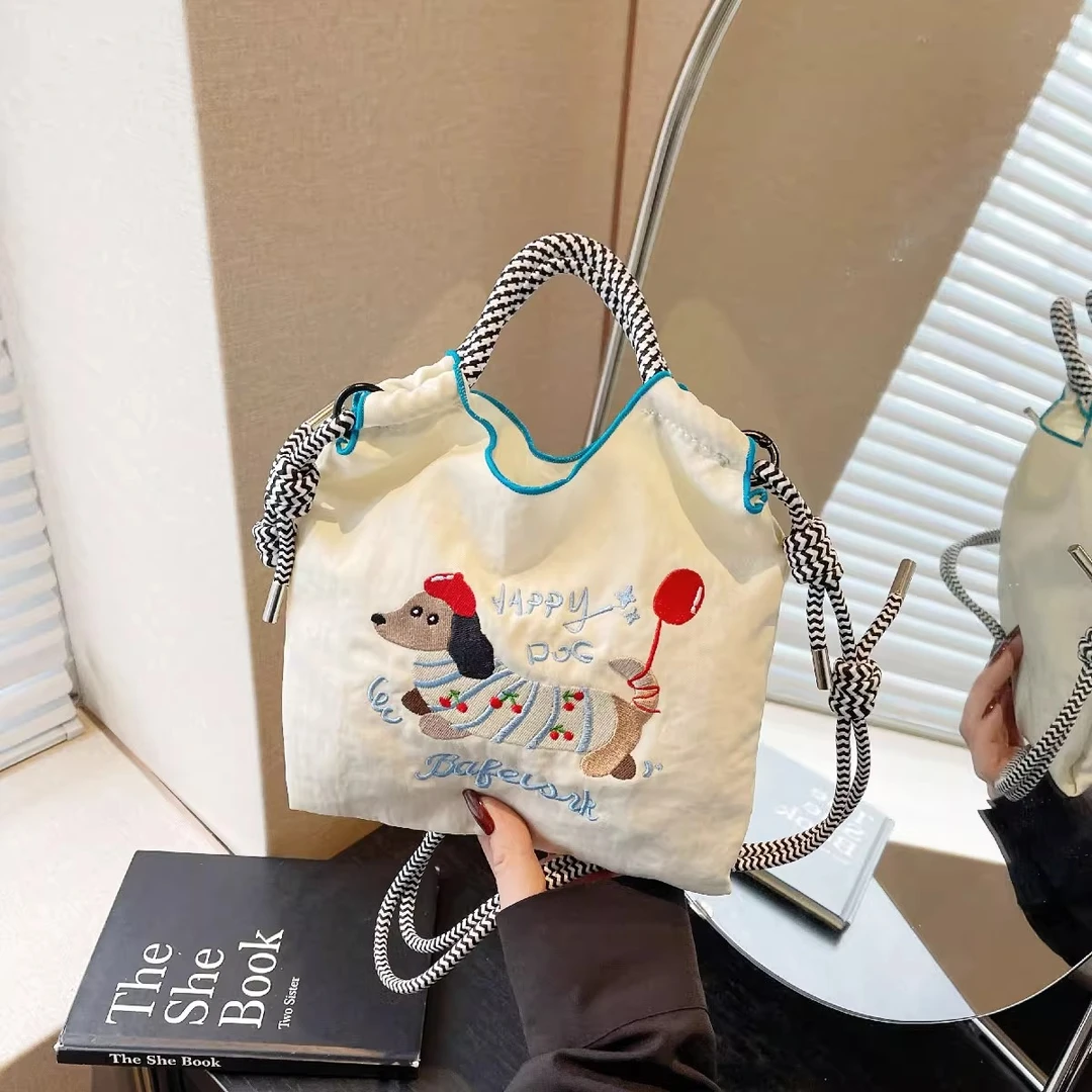 日系ballchain腊肠狗迷你斜挎包包女2025新款潮卡通可爱休闲小包