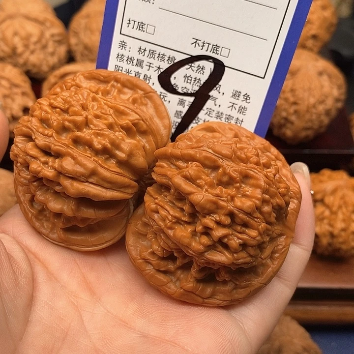 桃核吊坠四座楼狮子头50