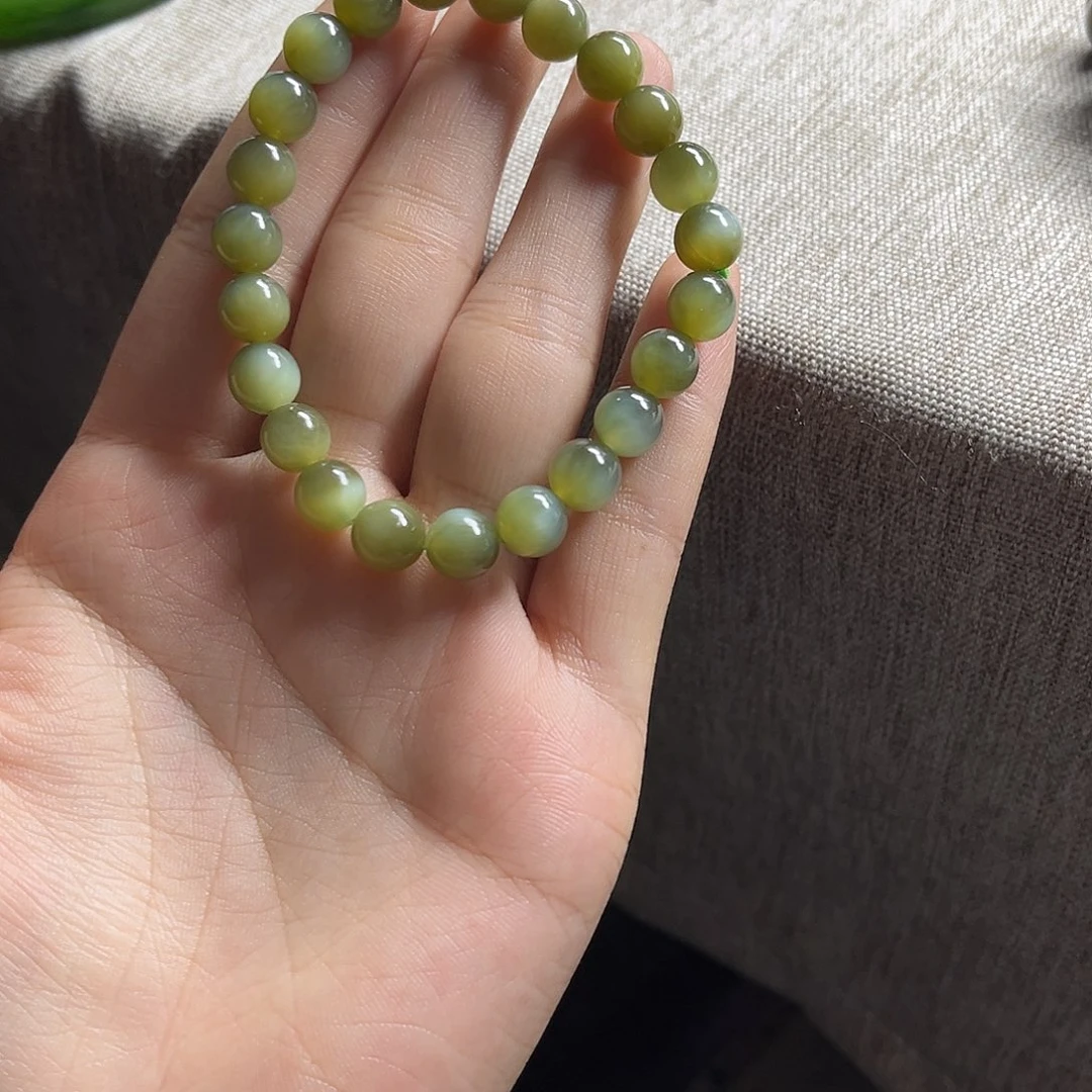 未镶嵌手串和田玉（碧玉）金猫。