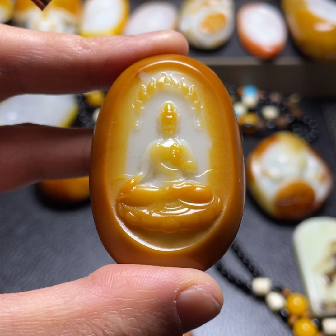 和田玉未镶嵌颈饰