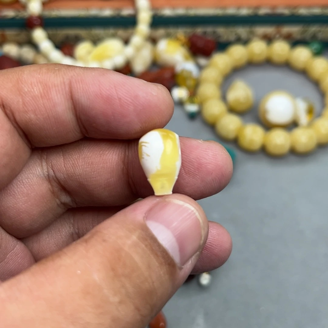 未镶嵌琥珀珠宝奇石白*ㅤ151