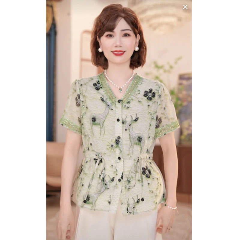 2025新中年妈妈夏季时尚上衣服洋气中老年女装上衣套装