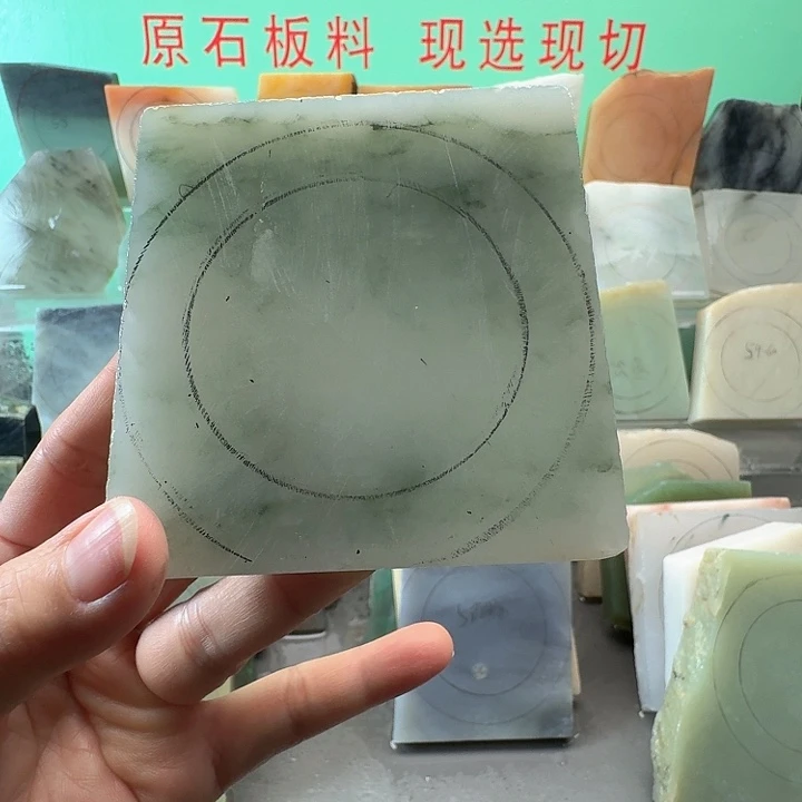 定制石英质玉（天山翠）手镯定制