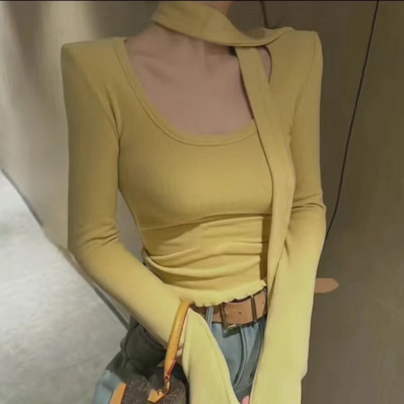 韩版时尚飘带大U领长袖纯色t恤女秋冬新款显瘦辣妹百搭通勤上衣