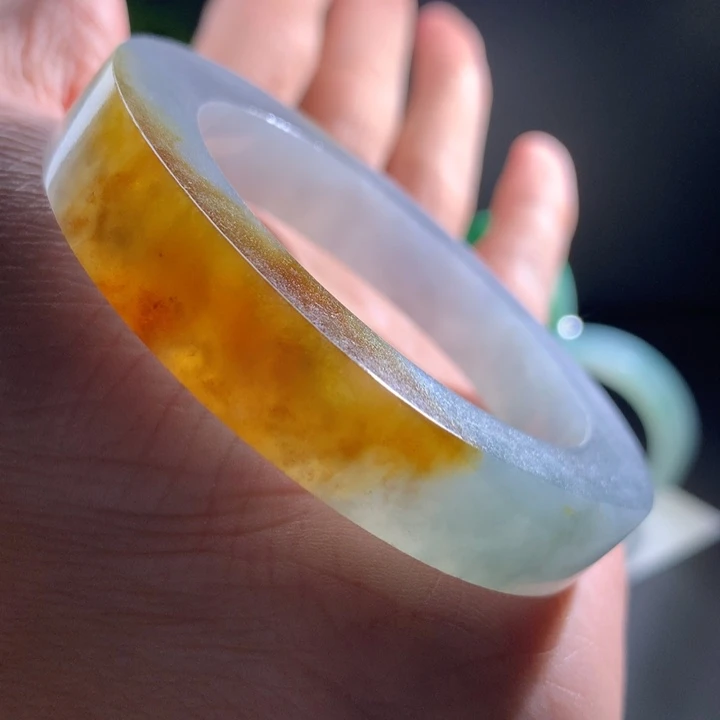 未镶嵌手镯定制翡翠