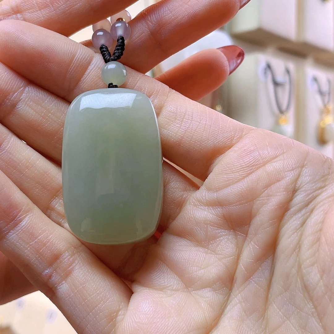 和田玉吊坠(赠链)未镶嵌悠*