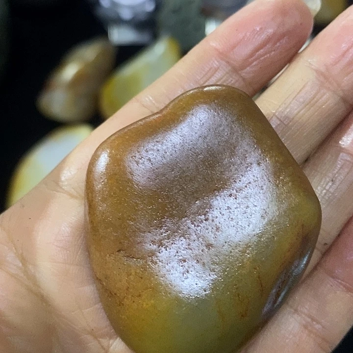 未镶嵌和田玉（糖玉）挂件