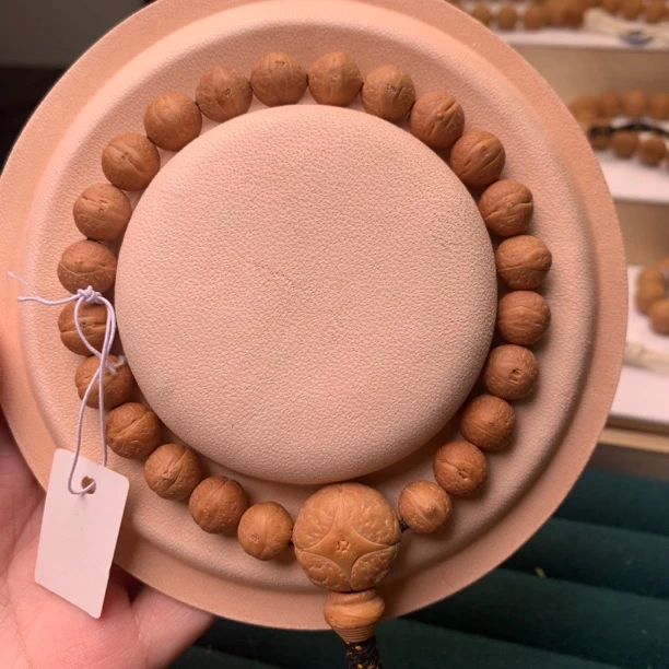 头货9.5mm单仓厚皮壳凤眼菩提，奶油皮，今年新籽！