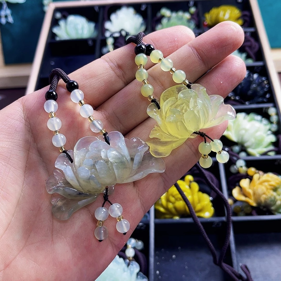 未镶嵌蛇纹石玉颈饰