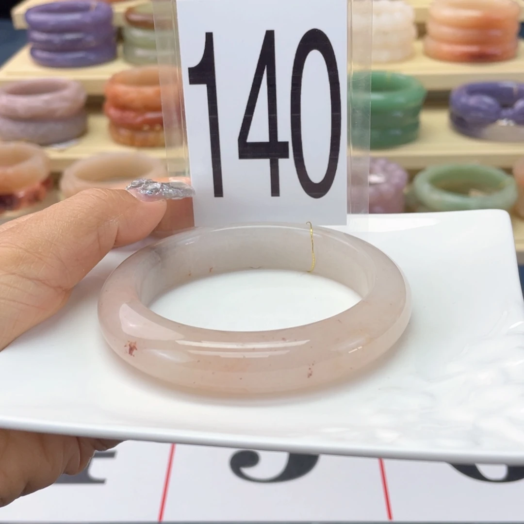 石英质玉未镶嵌手镯62圈