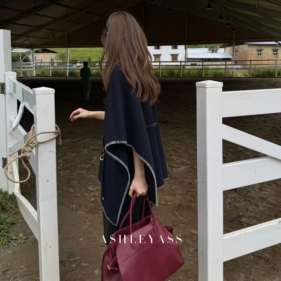 【ASHLEYASS】“养马人双色斗篷”斜纹明线装饰披肩针织衫LSS250970W