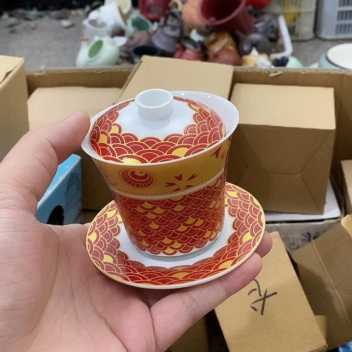 陶瓷艺术品及陶瓷壶