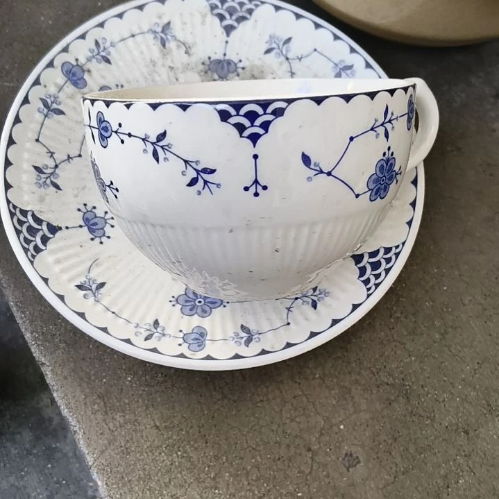瓷陶瓷盘子碗啥都有