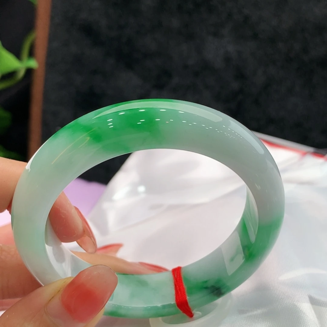 【闪购商品】翡翠手镯未镶嵌圈口53.6