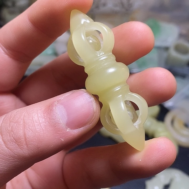 和田玉（糖玉）未镶嵌颈饰