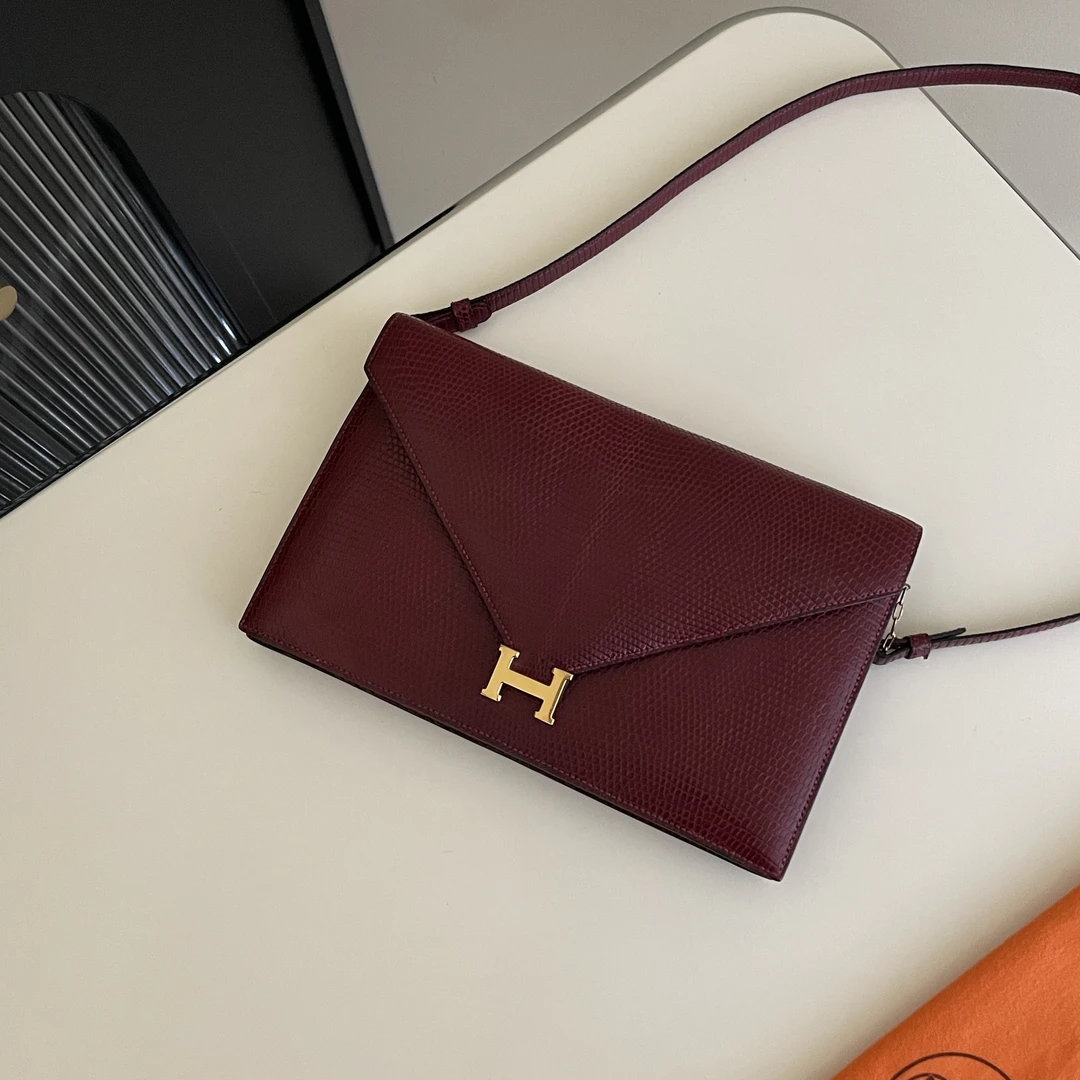 95新 Hermes/爱马仕 酒红色蜥蜴皮信封包 5894