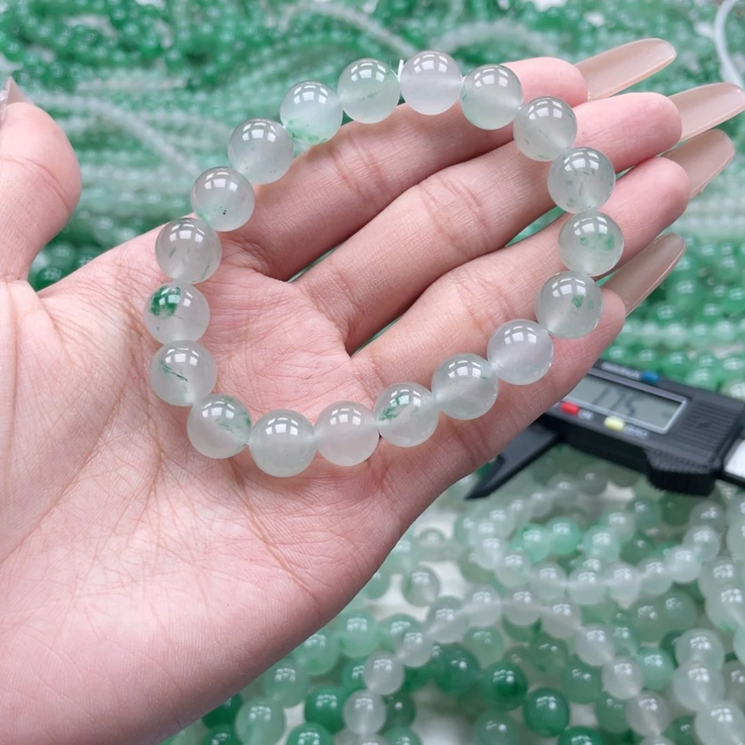 未镶嵌手链石英质玉（非洲翠）