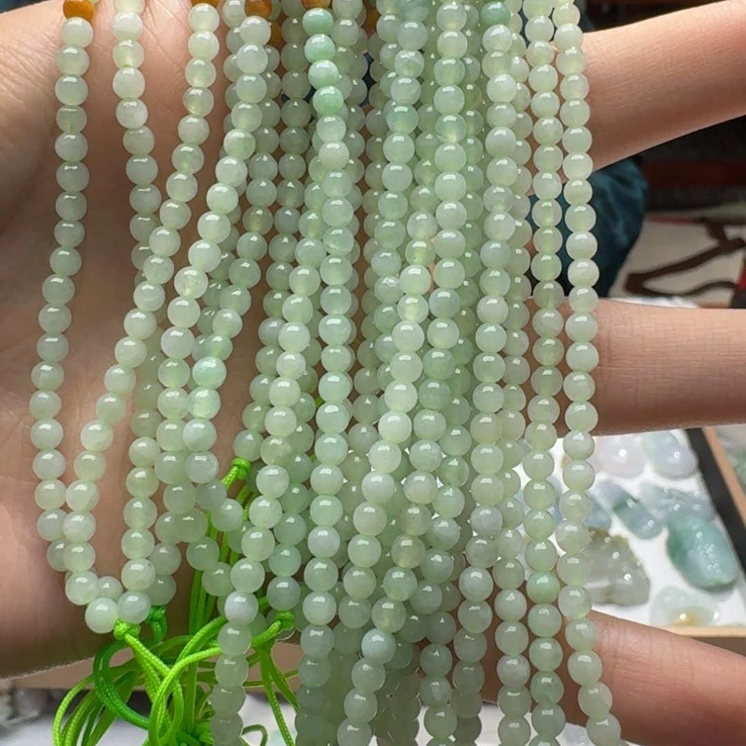 未镶嵌挂件翡翠福利1个，不包邮，拍一单邮费发货