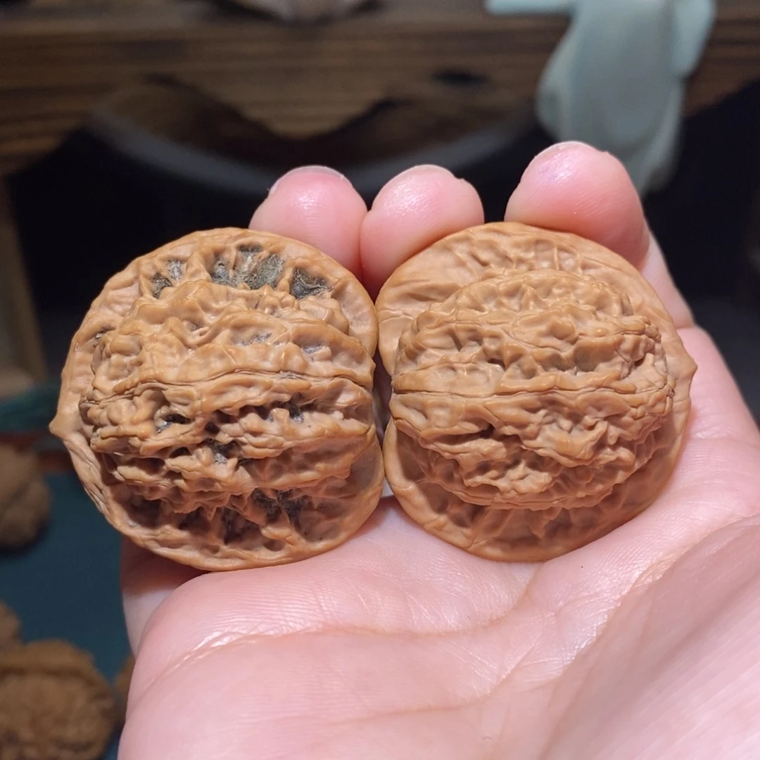 文玩核桃吊坠盘龙纹40