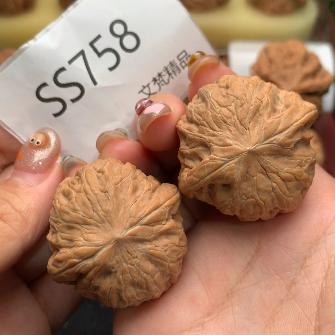 文玩核桃把件全品铁锤38