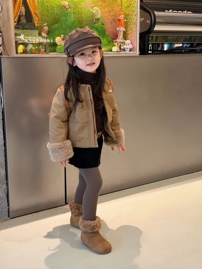 现货 2025年冬季新款女童千金风高级感燕麦色棉外套半身裙套装