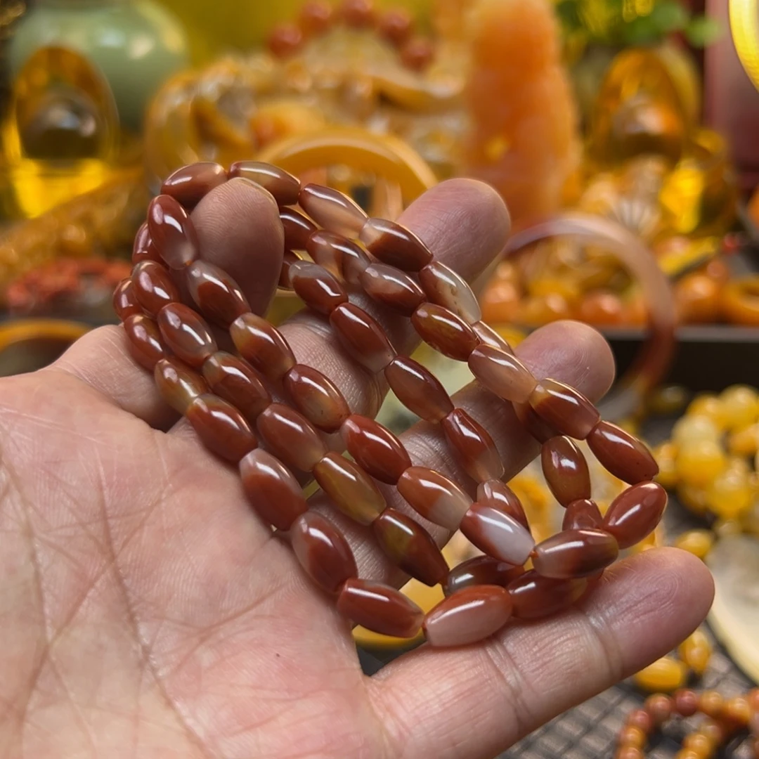 石英质玉未镶嵌颈饰