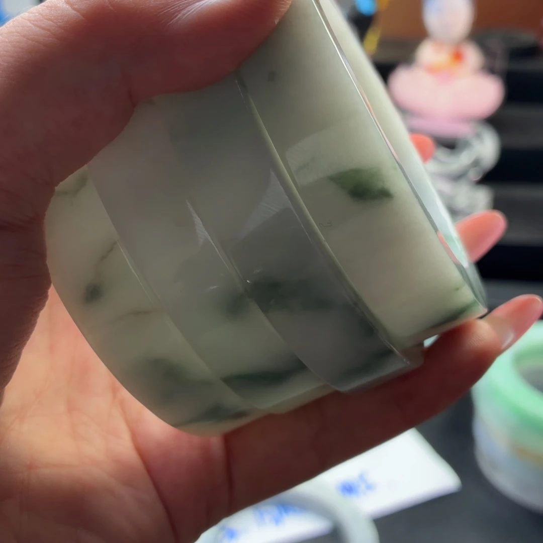 定制翡翠未镶嵌翡翠手镯多样发一