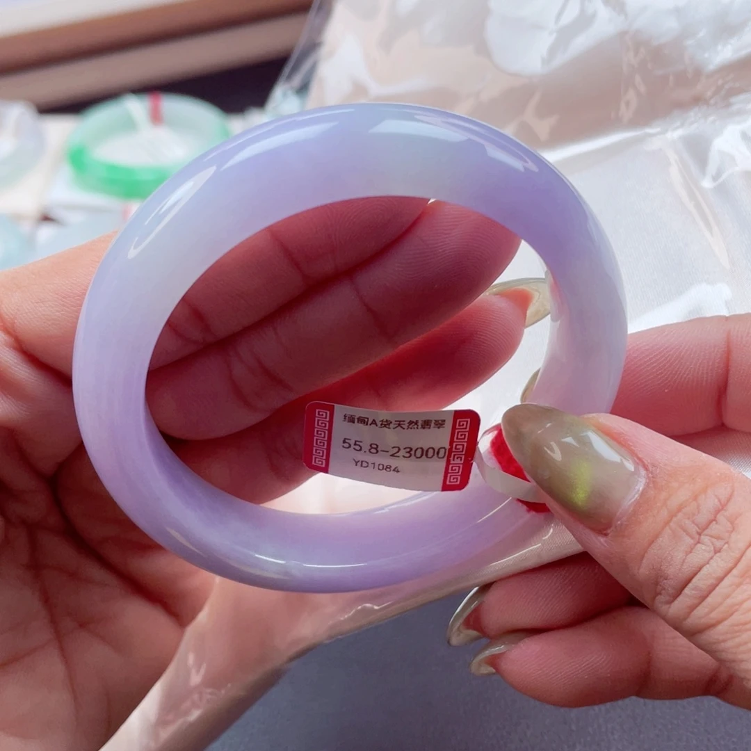 翡翠手镯未镶嵌5556敏04