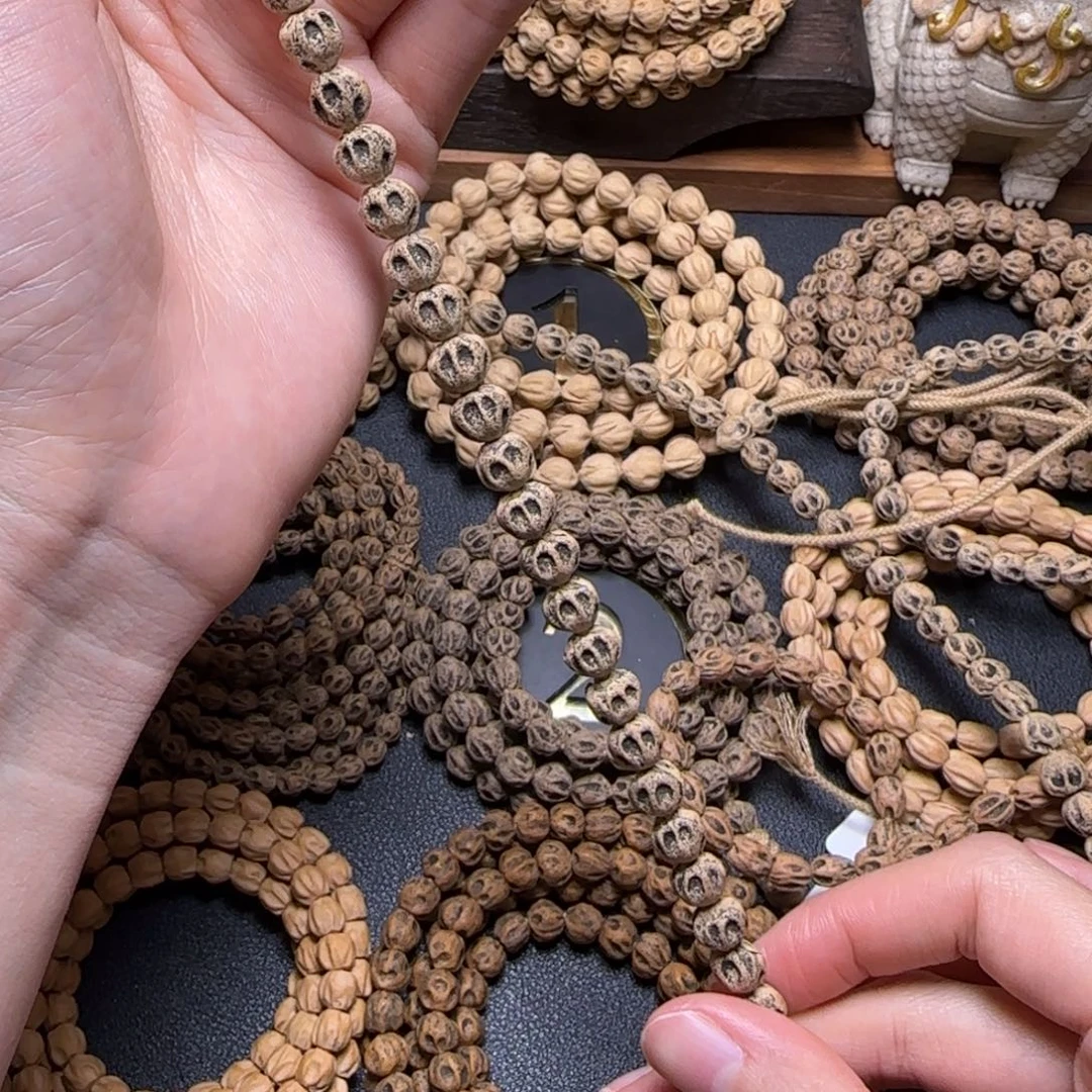 Y****吊坠柏香籽/百香籽