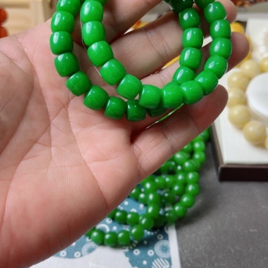 缅甸翠卡十直切手串