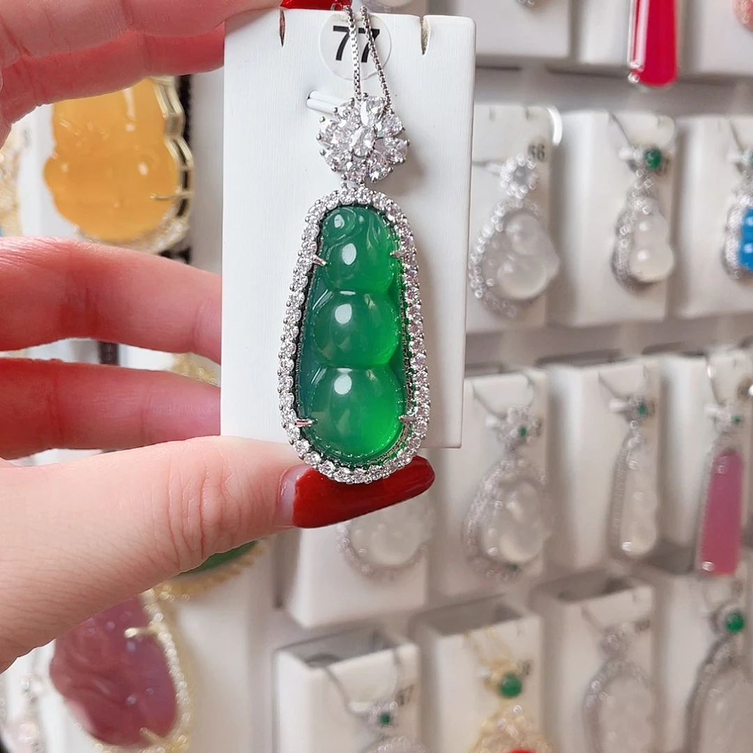 玛瑙/玉髓吊坠(赠链)未镶嵌