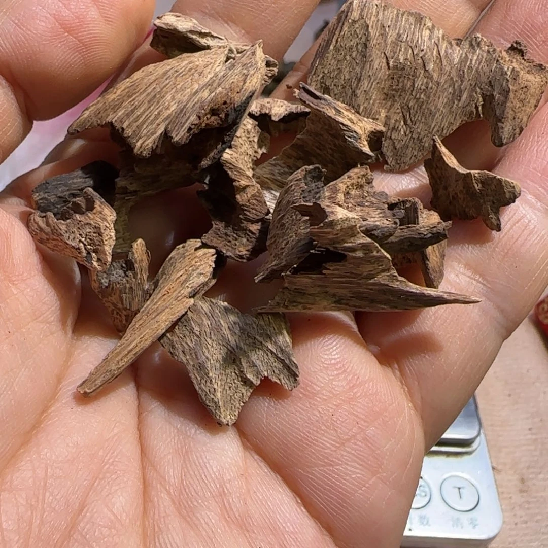 【闪购商品】沉香沉香碎屑日本回流香港老房梁碳化老料5克