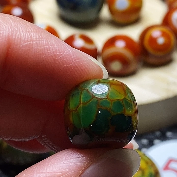 沐***姐玛瑙/玉髓未镶嵌颈饰