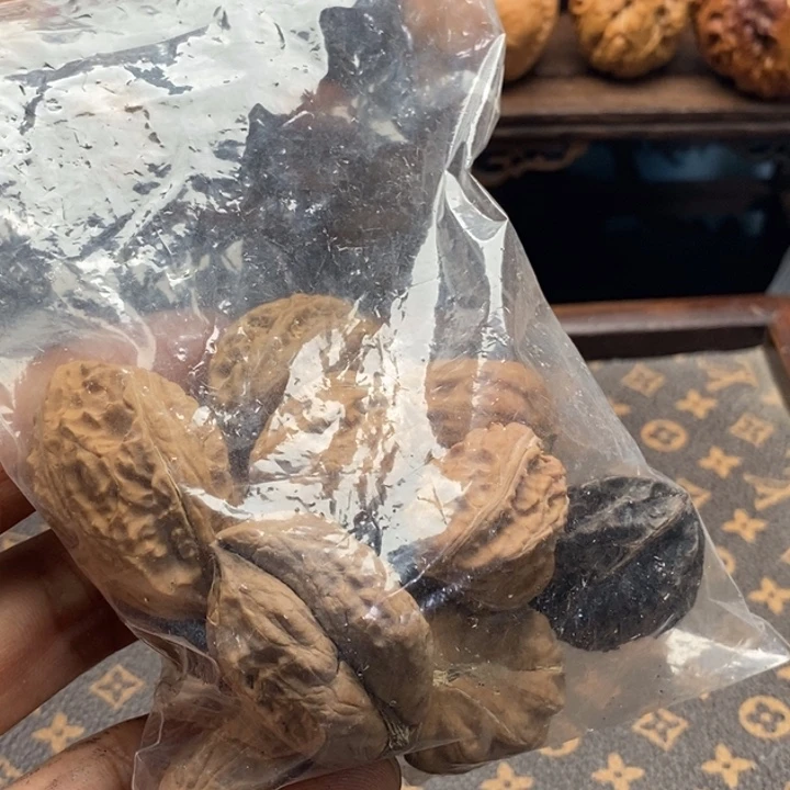 文玩核桃吊坠胖****活东北50