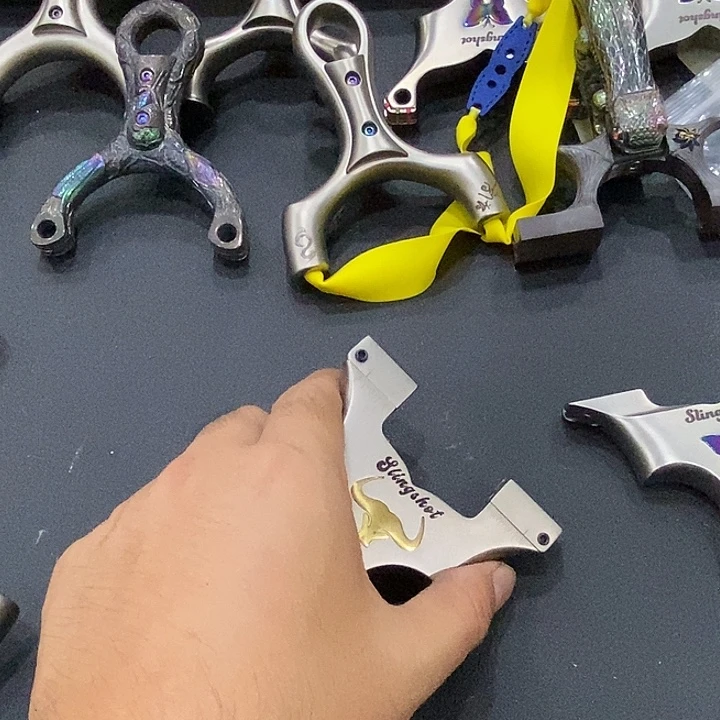 A***心2488号瑕疵牛头带扳手