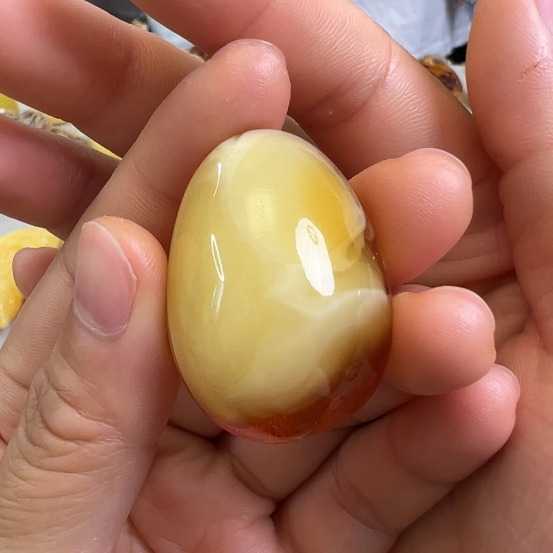 蜜蜡裸石未镶嵌蜜蜡