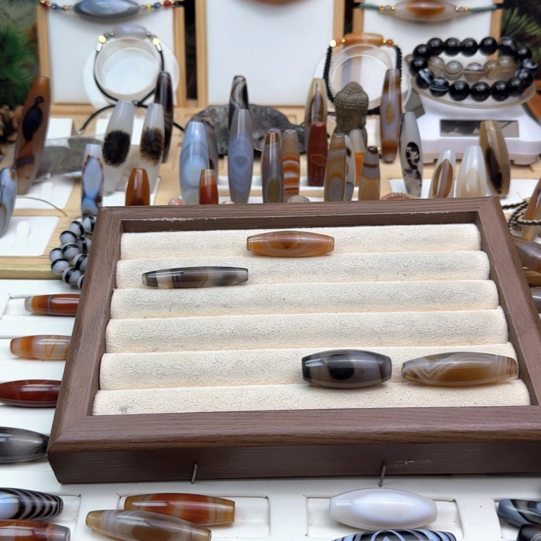 玛瑙/玉髓颈饰未镶嵌林**北